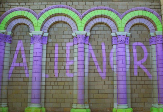 graffitti Fontevraud