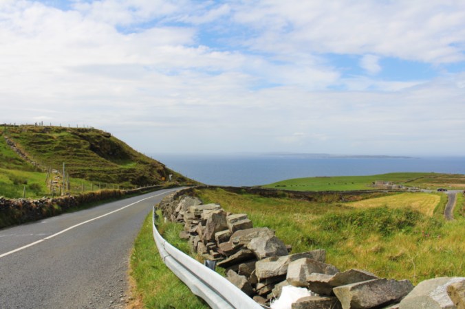 route des falaises de Moher Irlande