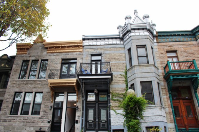 square saint Louis 3 Montréal