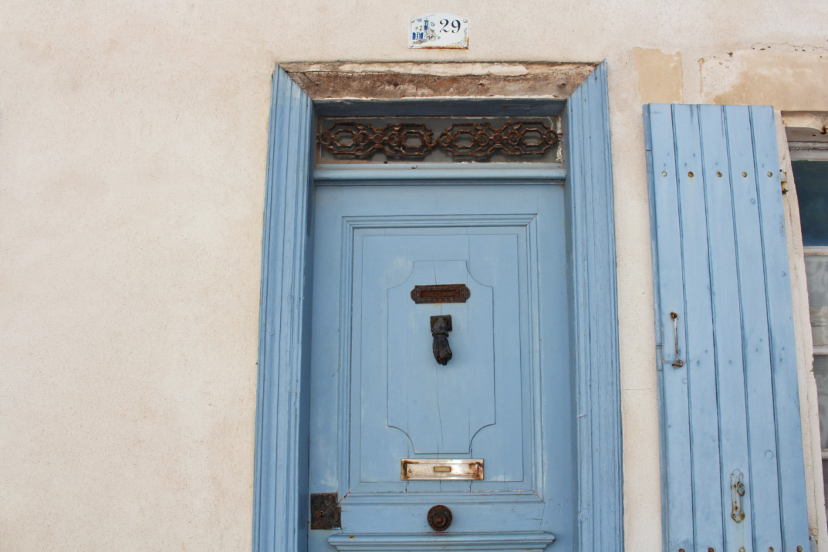 porte bleue ars en ré